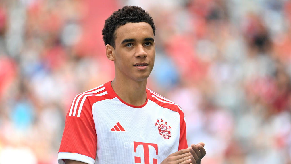 Spielt Jamal Musiala beim FC Bayern bald an der Seite von Harry Kane?