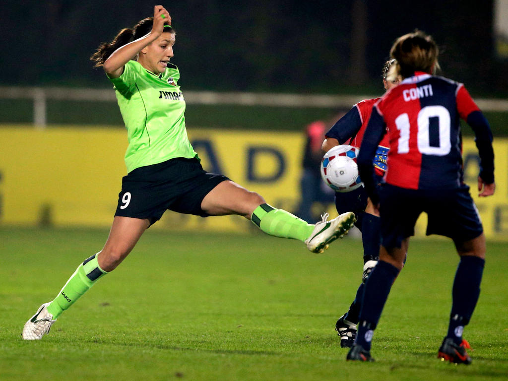 Der österreichische Cupsieger FSK St. Pölten-Spratzern hat am Mittwoch im Hinspiel des Sechzehntel-Finales der UEFA-Womens-Champions-League ein 2:2 (0:0) gegen den italienischen Meister ASD Torres Calcio erreicht.