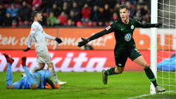 Der VfL Wolfsburg feiert in Augsburg einen Last-Minute-Sieg zu Weihnachten