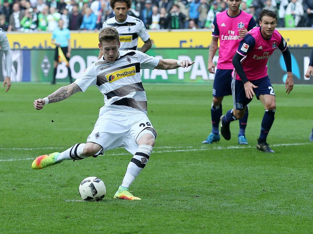 André Hahn scheiterte am Wochenende vom Punkt gegen den HSV André Hahn scheiterte am Wochenende vom Punkt gegen den HSV