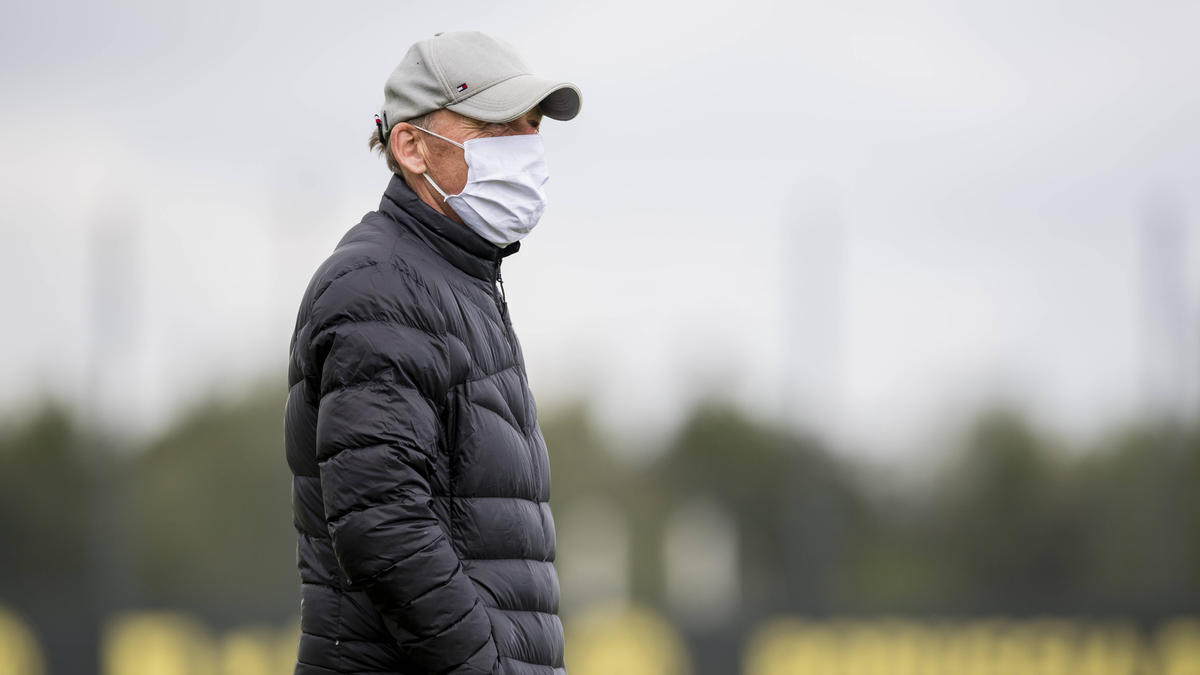 Hans-Joachim Watzke erlebt mit dem BVB keine leichte Zeit Hans-Joachim Watzke erlebt mit dem BVB keine leichte Zeit