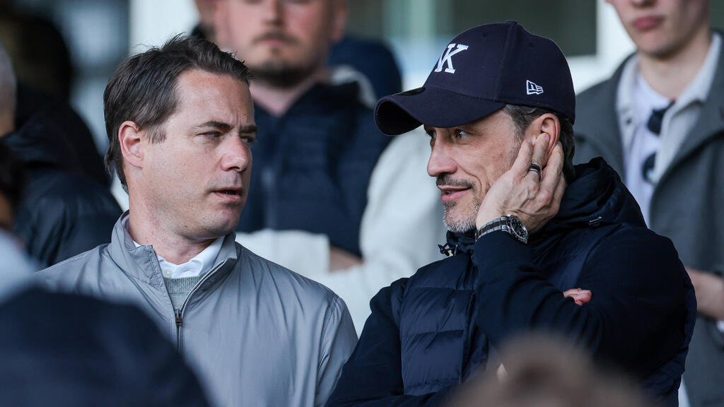 Lars Ricken sieht beim BVB - anders als Trainer Niko Kovac (r.) - keinen Handlungsbedarf im defensiven Mittelfeld Lars Ricken sieht beim BVB - anders als Trainer Niko Kovac (r.) - keinen Handlungsbedarf im defensiven Mittelfeld
