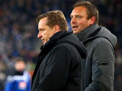 Horst Heldt stärkt André Breitenreiter den Rücken