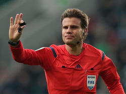 Felix Brych muss sich weiter gedulden