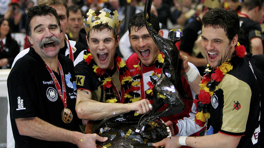 Unvergessen! Heiner Brand wird 2007 als Bundestrainer Weltmeister