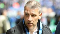 Peter Knäbel bleibt auf Schalke