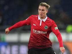 Soll im Sommer nach Wolfsburg wechseln: Hannovers Felix Klaus