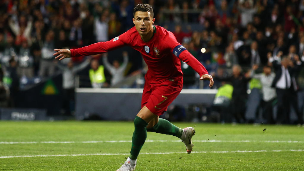 Cristiano Ronaldo ist der portugiesische Rekord-Nationalspieler Cristiano Ronaldo ist der portugiesische Rekord-Nationalspieler