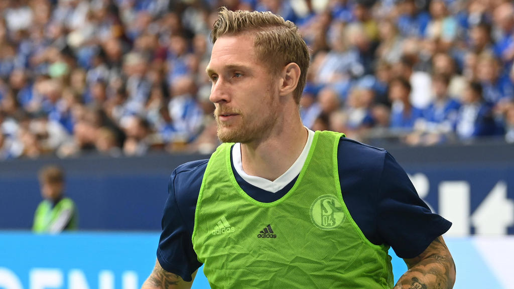 Sebastian Polter wird beim FC Schalke 04 meist nur eingewechselt Sebastian Polter wird beim FC Schalke 04 meist nur eingewechselt