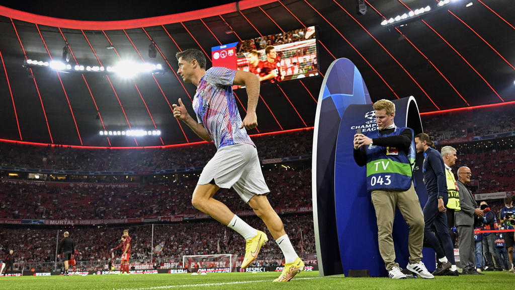 Warmer Empfang für Robert Lewandowski beim FC Bayern