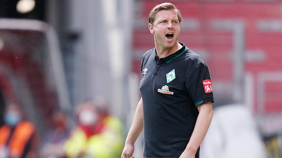 É criticado: o técnico do Bremen Florian Kohfeldt