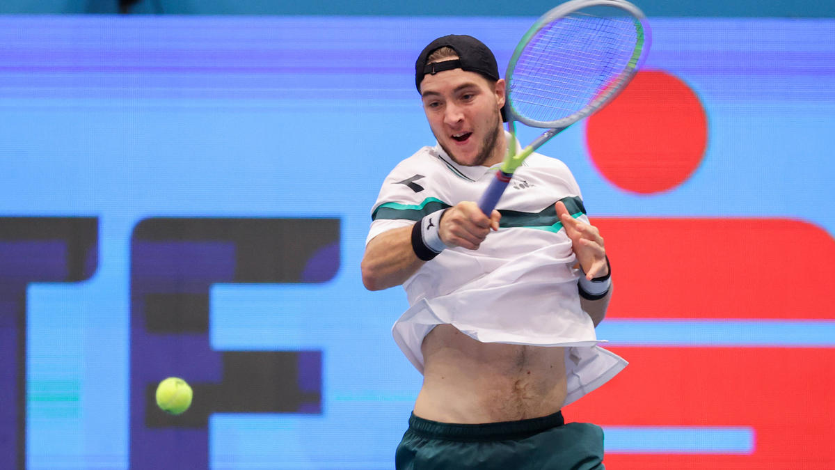 Startet mit einem Sieg ins Tennis-Jahr: Jan-Lennard Struff Startet mit einem Sieg ins Tennis-Jahr: Jan-Lennard Struff