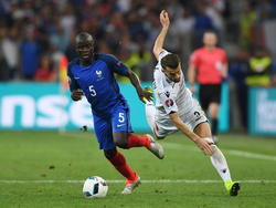 Shanghai SIPG möchte N'Golo Kanté (l.) verpflichten