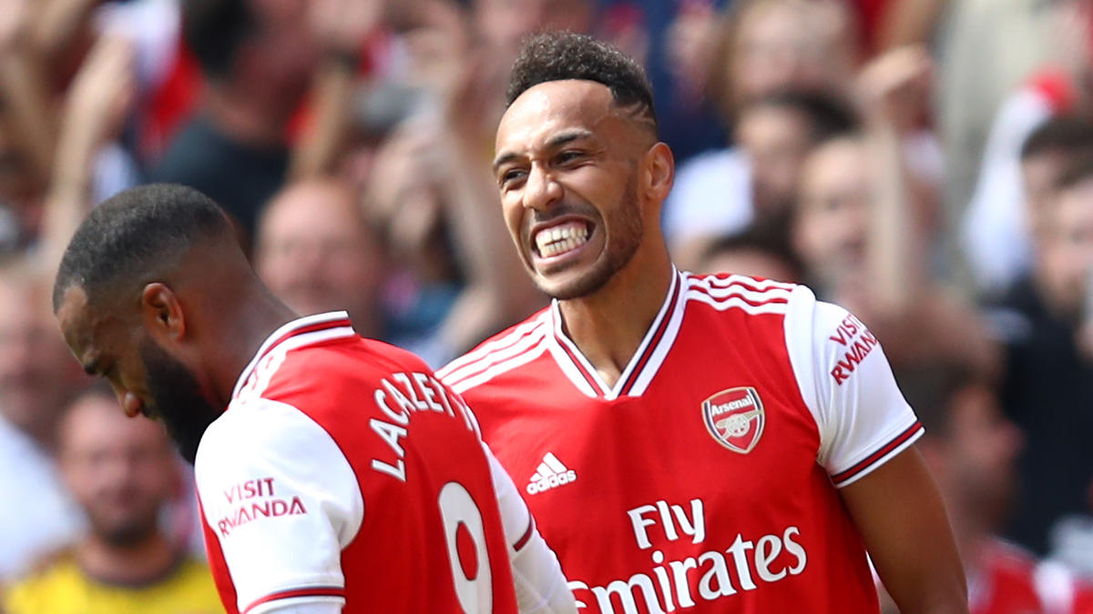 Alexandre Lacazette und Pierre-Emerick Aubameyang schossen die Tore für Arsenal Alexandre Lacazette und Pierre-Emerick Aubameyang schossen die Tore für Arsenal