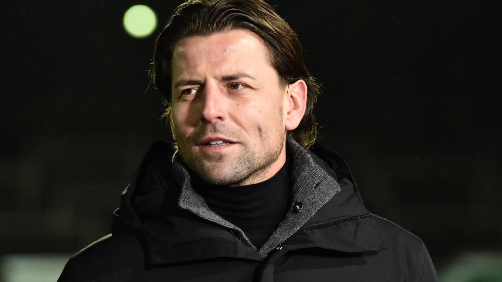 BVB-Ikone Roman Weidenfeller spricht über möglichen Abstieg des FC Schalke 04 BVB-Ikone Roman Weidenfeller spricht über möglichen Abstieg des FC Schalke 04