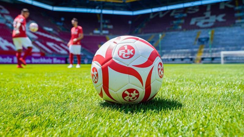 Der 1. FC Kaiserslautern wird nach übereinstimmenden Medienberichten Insolvenz anmelden