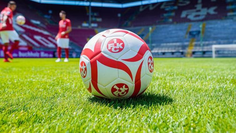 Im Insolvenzverfahren beim 1. FC Kaiserslautern stehen wegweisende Entscheidungen an. Foto