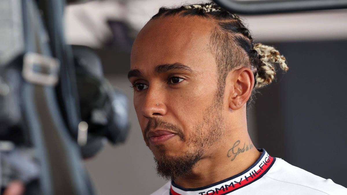 Lewis Hamilton macht in der Formel 1 für Mercedes weiter