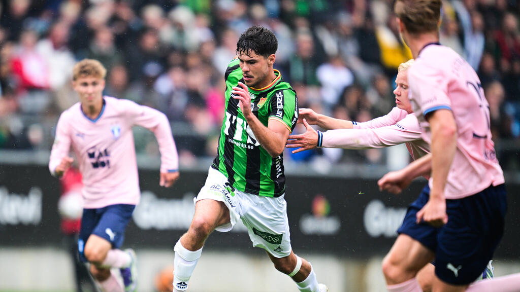 William Milovanović wird von Gladbach und vom 1. FC Köln beobachtet William Milovanović wird von Gladbach und vom 1. FC Köln beobachtet