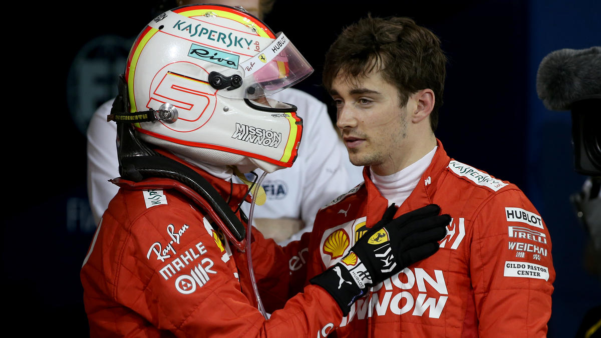 Noch hält der Osterfriede zwischen Sebastian Vettel und Charles Leclerc Noch hält der Osterfriede zwischen Sebastian Vettel und Charles Leclerc