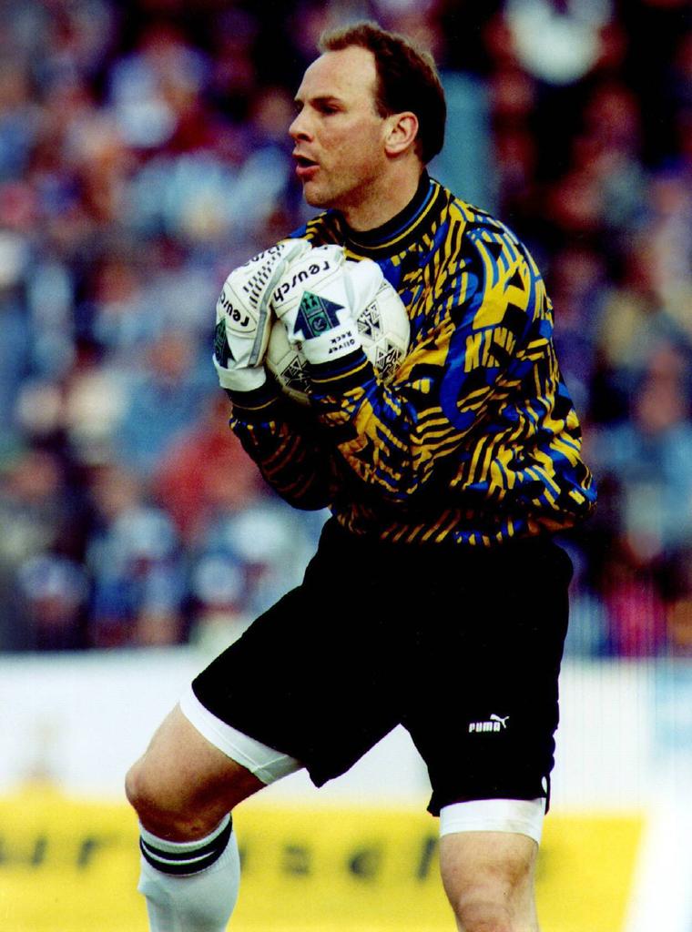 Werder Bremen - TOR: Oliver Reck