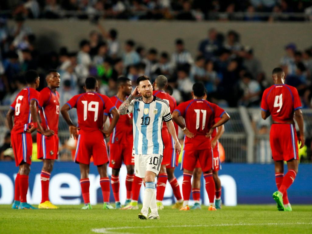 Superstar Lionel Messi schoss Argentinien zum Sieg Superstar Lionel Messi schoss Argentinien zum Sieg