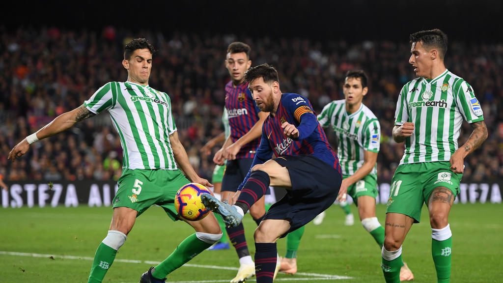 Kicken Marc Bartra (l.) und Lionel Messi bald wieder zusammen?