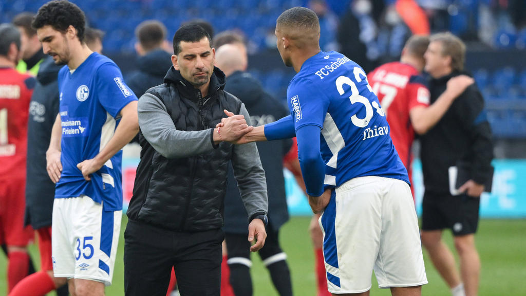Wurde Anfang März beim FC Schalke 04 entlassen: Dimitrios Grammozis Wurde Anfang März beim FC Schalke 04 entlassen: Dimitrios Grammozis