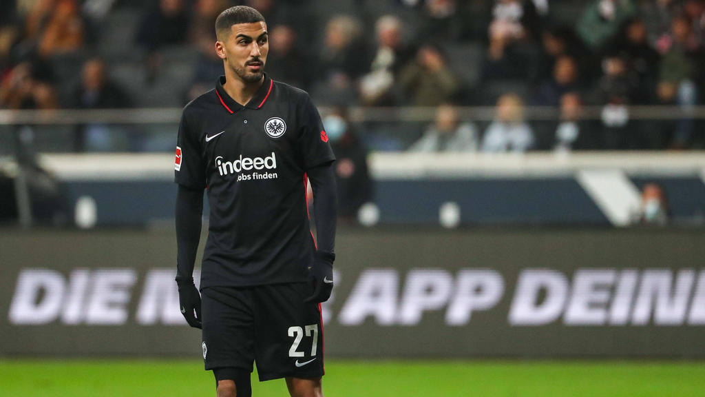 Aymane Barkok von Eintracht Frankfurt hat sich mit Corona infiziert
