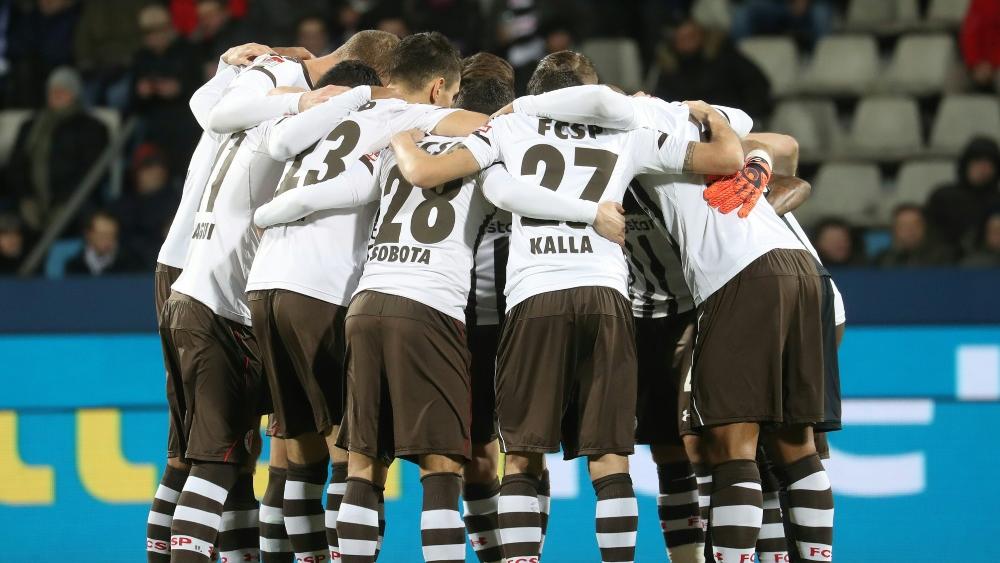 Der FC St. Pauli verlängert mit seinem Hauptsponsor Der FC St. Pauli verlängert mit seinem Hauptsponsor