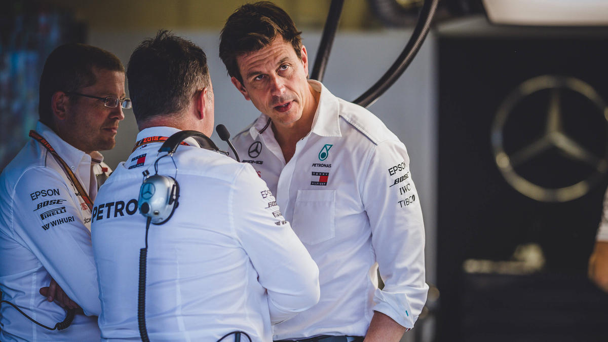 Toto Wolff hat gute Gründe, wieso Mercedes gegen Quali-Rennen stimmt Toto Wolff hat gute Gründe, wieso Mercedes gegen Quali-Rennen stimmt