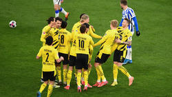 Der BVB bejubelt den Sieg über Hertha BSC