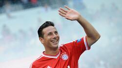 Ex-Bayern-Star Claudio Pizarro ist in Peru zum Ehrenprofessor ernannt worden