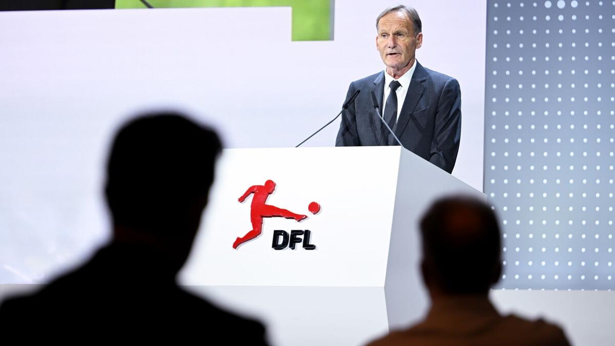 Hans-Joachim Watzke spricht auch über mögliche Spiele im Ausland - und hat eine klare Meinung