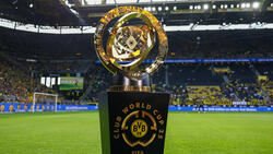 Der FC Bayern und BVB spielen um diese Klub-WM-Trophäe