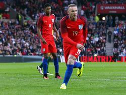 Rashford (l.) und Rooney gehen gemeinsam für die Three Lions auf Torejagd