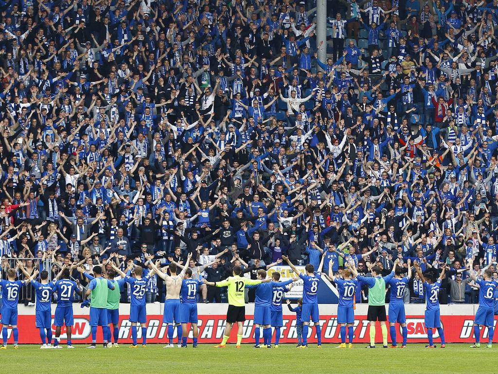 Magdeburg verbietet das rhytmische Hüpfen der Fans Magdeburg verbietet das rhytmische Hüpfen der Fans