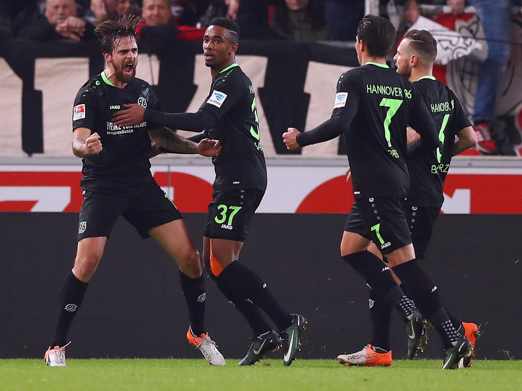Im Hinspiel traf Harnik (l.) bereits gegen den VfB Im Hinspiel traf Harnik (l.) bereits gegen den VfB