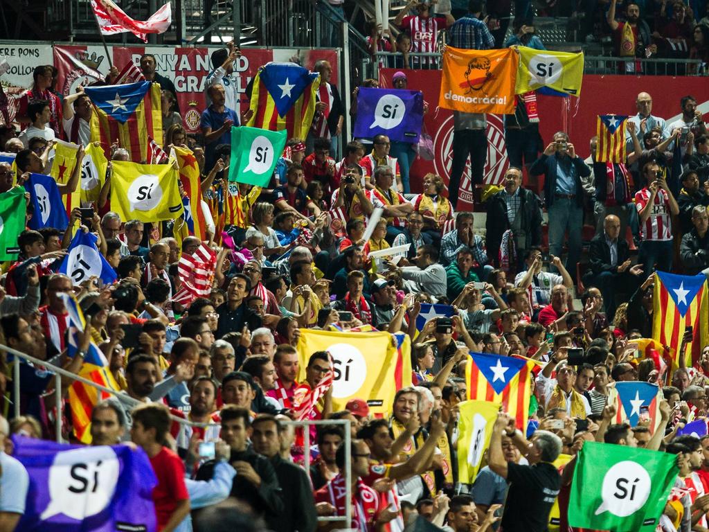 Barça-Fans protestieren für die Unabhängigkeit Kataloniens