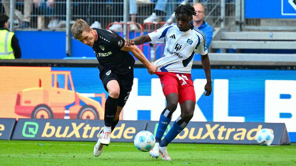 Fabio Baldé (r.) will sich beim HSV durchsetzen