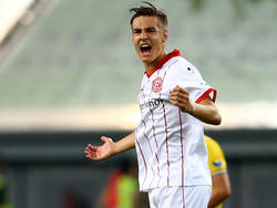 Florian Neuhaus jubelte über seinen Treffer gegen Kaiserslautern