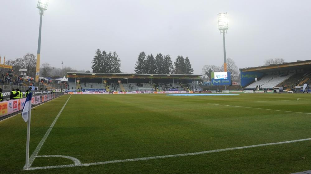 Insgesamt sind 1741 Fans am Böllenfalltor zugelassen Insgesamt sind 1741 Fans am Böllenfalltor zugelassen