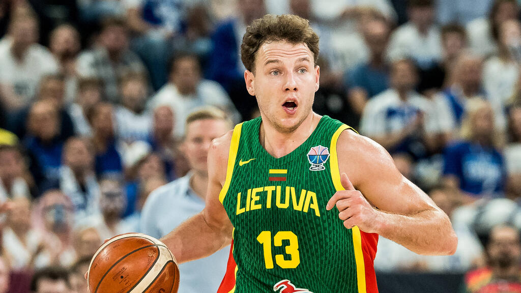 Rokas Jokubaitis verletzte sich am Knie
