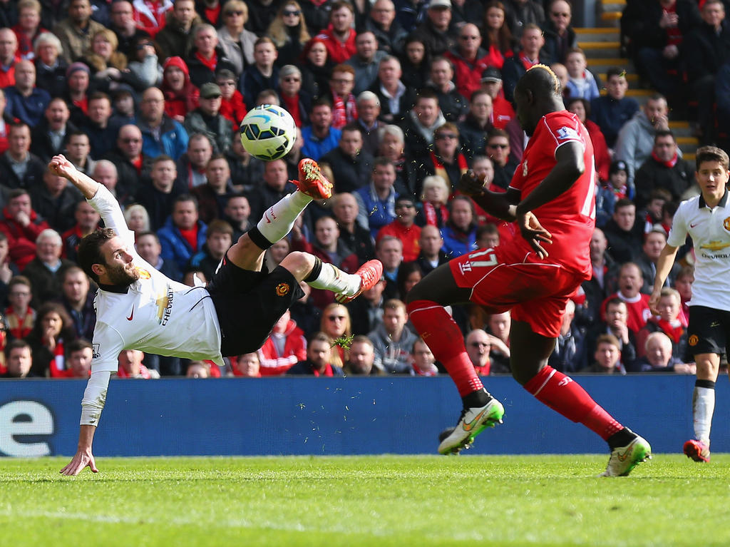 Mata hace el 2-0 contra el Liverpool en Anfield. (Foto: Getty)