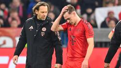 Bayern-Leader Joshua Kimmich (l) muss gegen Frankfurt schon vor der Pause raus