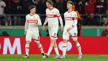 Nick Woltemade (M.) wurde zuletzt beim FC Chelsea gehandelt