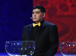 Fand erst über Umwege zu seinem Platz beim WM-Eröffnungsspiel: Diego Maradona