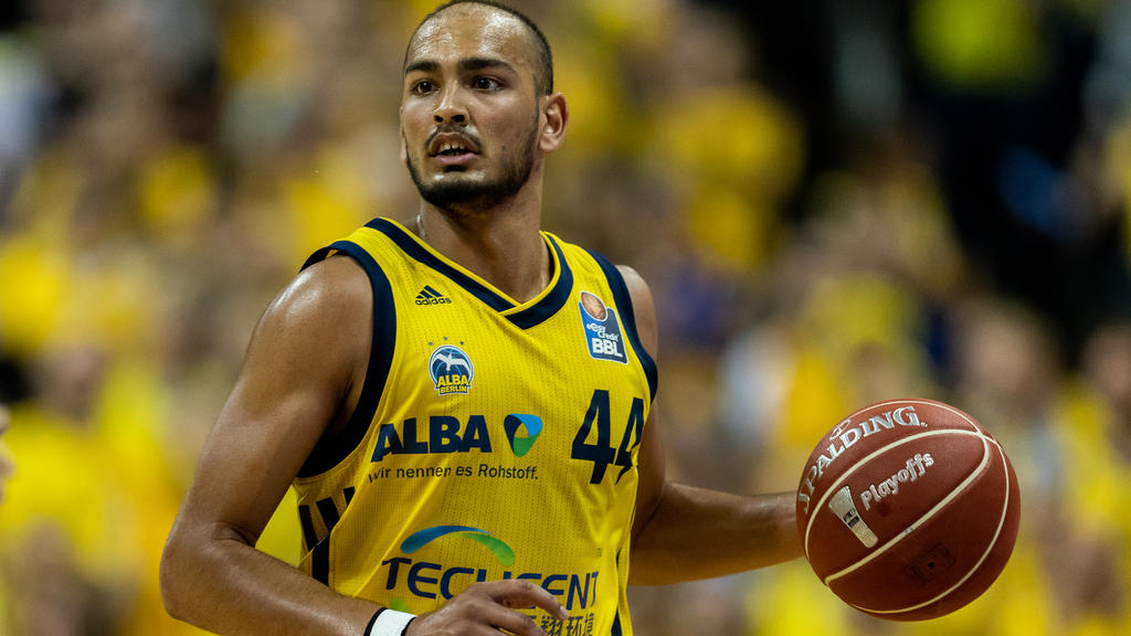 ALBA Berlin kassierte die erste Saisonniederlage ALBA Berlin kassierte die erste Saisonniederlage