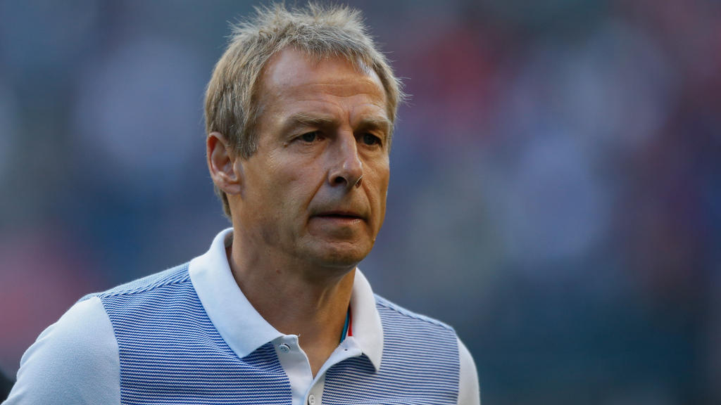 Jürgen Klinsmann kritisiert den VfB Stuttgart nach dem Rücktritt von Guido Buchwald aus dem Aufsichtsrat
