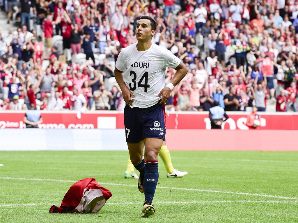 Anwar El-Ghazi celebra su gol con dedicatoria en el minuto 70. (Foto: Imago)